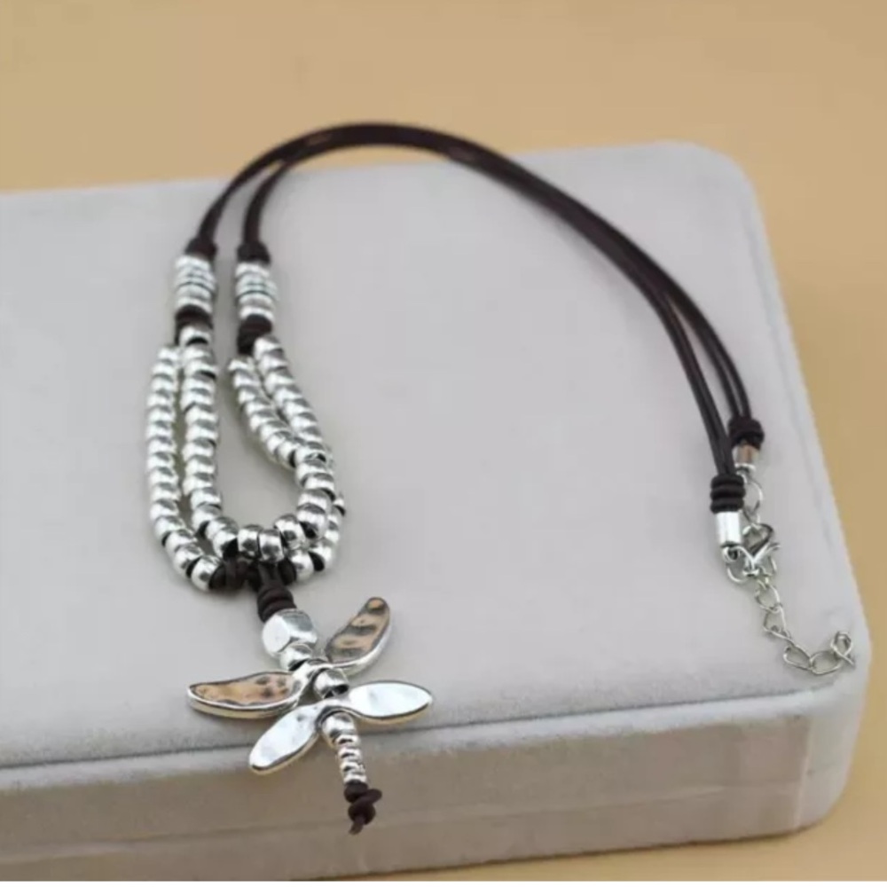 Dragonfly Pendant Necklace - Boho Chic Style